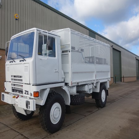 Used Bedford TM 4x4 lube/service truck - 11849 for sale